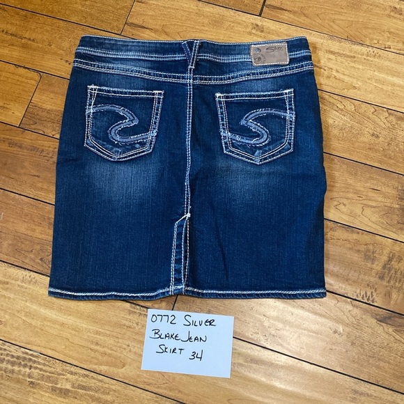 Silver Jeans Blake Denim Skirt - Picture 9 of 10